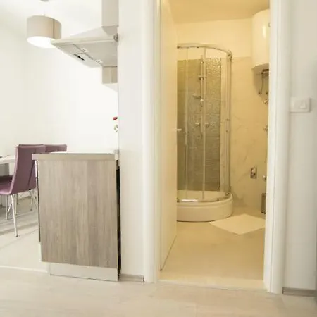 Neyra 3 Apartament